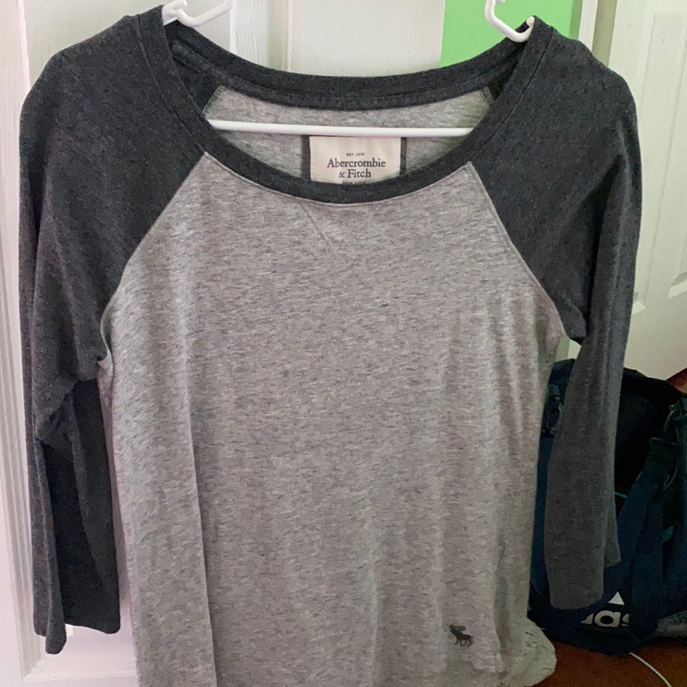 Abercrombie baseball tee